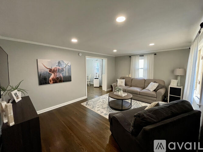 Earle St 3 Beds Apartment for Rent - Photo gallery 4