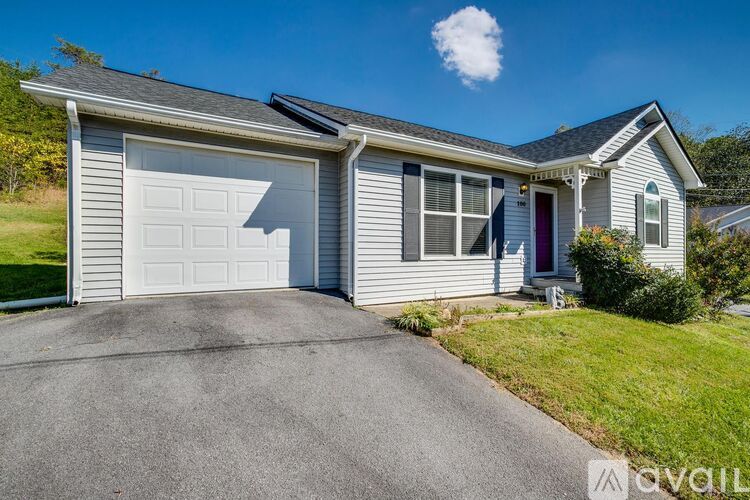 100 Copper Court 2 Beds Single Family Home for Rent - Photo gallery 1