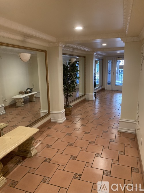 160 Mallorca Way Studio Apartment for Rent - Photo gallery 3