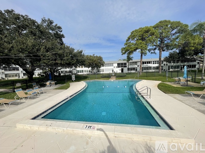 7801 11th St N 1 Condo for Rent - Photo gallery 3