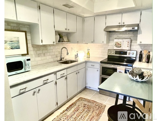 7801 11th St N 1 Condo for Rent - Photo gallery 5