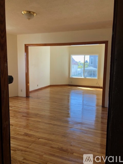 48 Plantation St 3 Beds Apartment for Rent