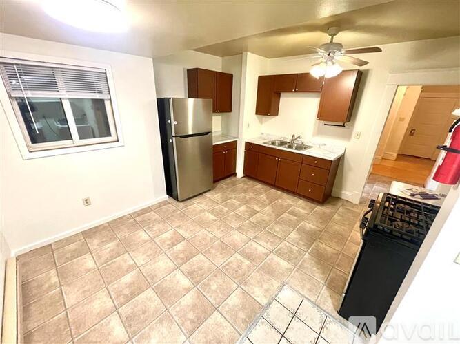 856 Fremont Avenue East 4 Beds Apartment for Rent - Photo gallery 1