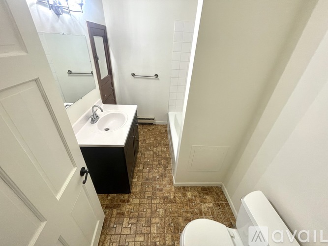 856 Fremont Avenue East 4 Beds Apartment for Rent - Photo gallery 2