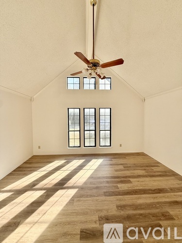 7732 South Kingston Avenue 4 Beds Single Family Home for Rent - Photo gallery 5