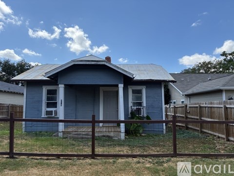 218 Fredonia St 1 Apartment for Rent