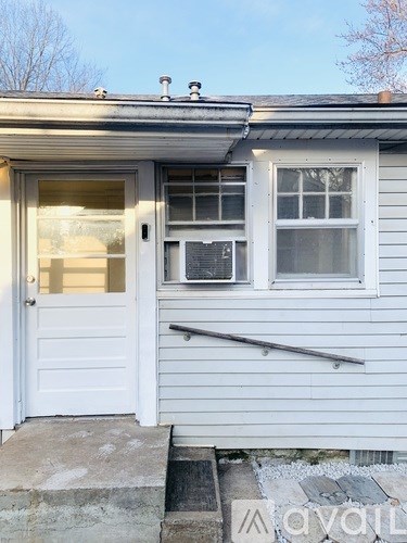 217 Glen Lily Rd 2 Beds Apartment for Rent