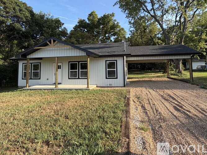 619 W Morrow 3 Beds Single Family Home for Rent - Photo gallery 1