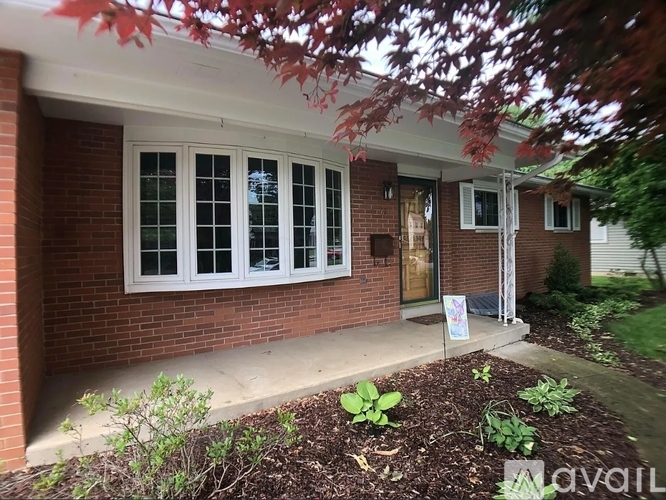 619 College Crest Road 3 Beds Single Family Home for Rent - Photo gallery 2