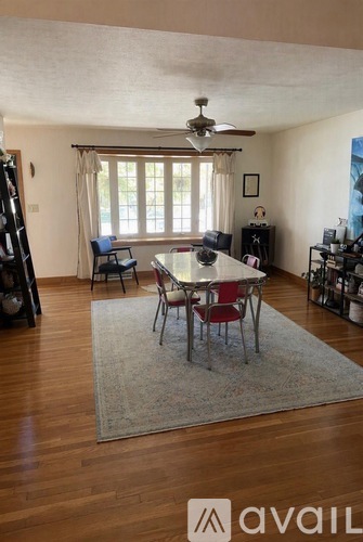 619 College Crest Road 3 Beds Single Family Home for Rent - Photo gallery 3