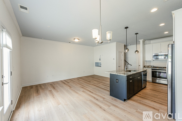 4732 Kilby Dr 4 Beds Single Family Home for Rent - Photo gallery 5