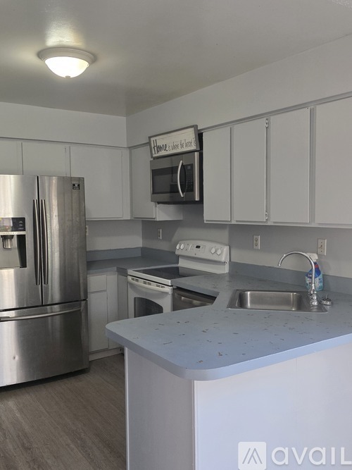 2032 Woodgate Arch 3 Beds Townhouse for Rent - Photo gallery 3