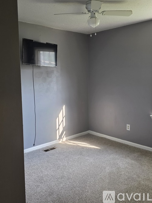 2032 Woodgate Arch 3 Beds Townhouse for Rent - Photo gallery 5