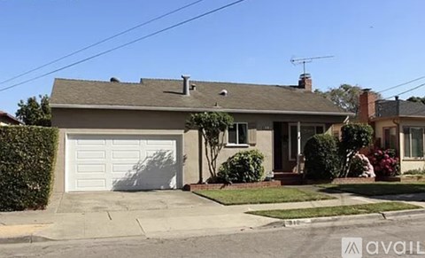 912 Chenault Way 3 Beds Apartment for Rent