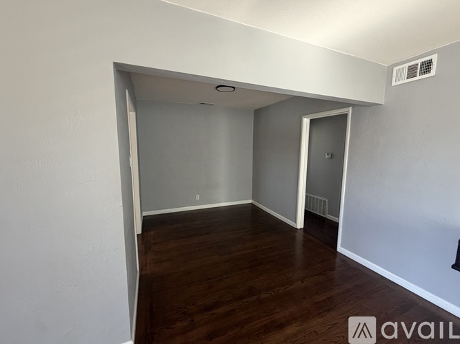 912 Chenault Way 3 Beds Single Family Home for Rent - Photo gallery 5