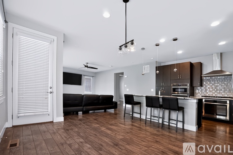 6875 E 133rd Ave 5 Beds Single Family Home for Rent - Photo gallery 2
