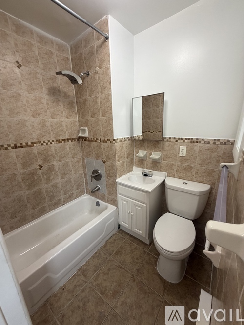 5902 Madison St 1 Apartment for Rent - Photo gallery 4
