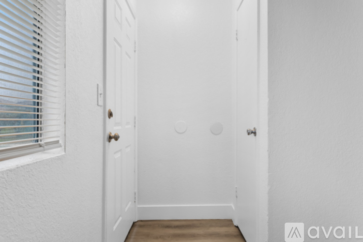 3112 Denver Ave Studio Apartment for Rent - Photo gallery 2