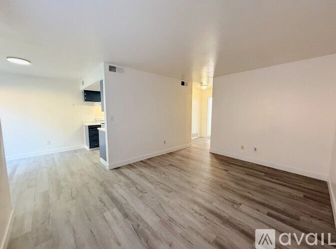 3310 R St 2 Beds Apartment for Rent - Photo gallery 4