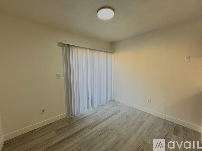 3310 R St 2 Beds Apartment for Rent - Photo gallery 5
