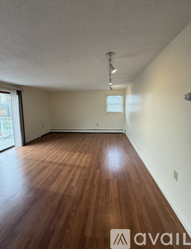826 State St 2 Beds Apartment for Rent - Photo gallery 1