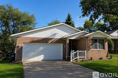 2676 Eastwood Drive 3 Beds Apartment for Rent