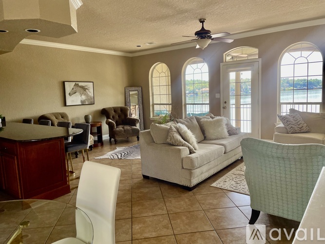 620 Grand Point Drive 3 Beds Condo for Rent - Photo gallery 4