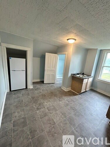 4610 S Washington St 1 Apartment for Rent - Photo gallery 1