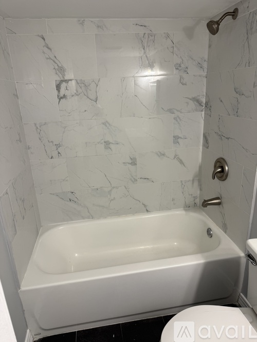 408 Bear St 2 Beds Apartment for Rent - Photo gallery 2