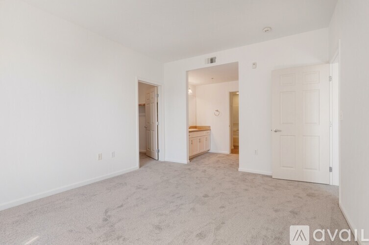 1550 Technology Drive 2 Beds Condo for Rent - Photo gallery 4