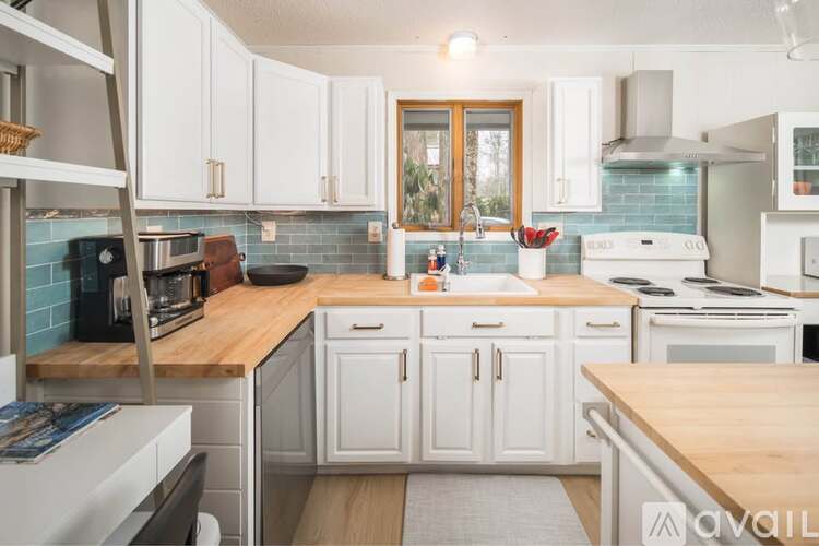 421 Windridge Road 3 Beds Apartment for Rent - Photo gallery 2