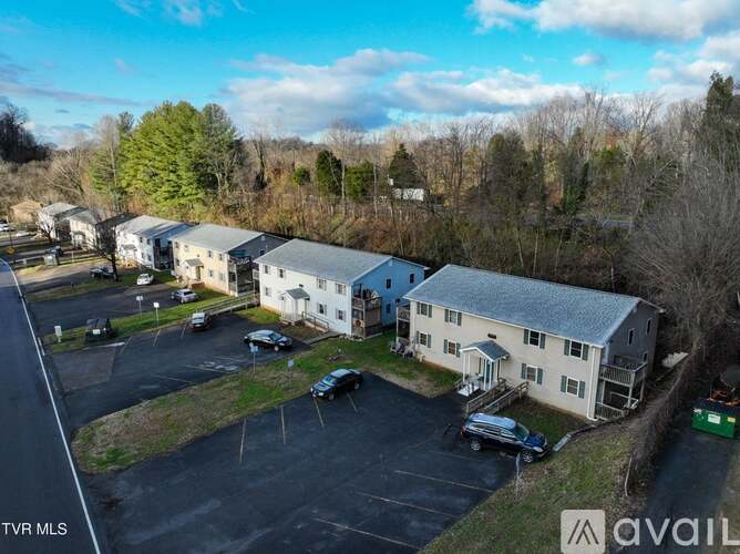 1409 Stratford Rd 2 Beds Apartment for Rent - Photo gallery 1