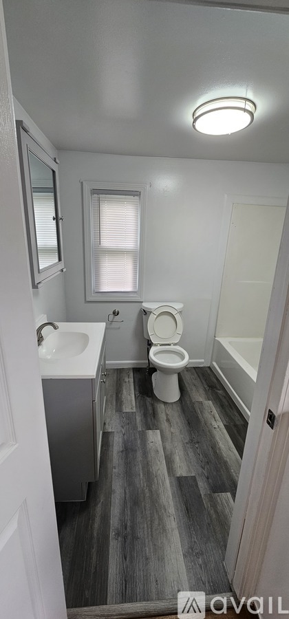 45 North Elm Street 4 Beds Townhouse for Rent - Photo gallery 5
