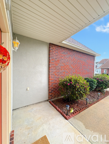 150 Emerald Oaks Drive 3 Beds Single Family Home for Rent - Photo gallery 3