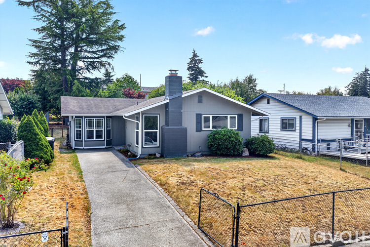 1318 East 62nd Street 4 Beds Single Family Home for Rent - Photo gallery 2