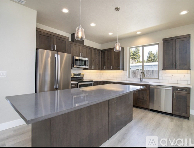 403 Washington Avenue 3 Beds Single Family Home for Rent - Photo gallery 1