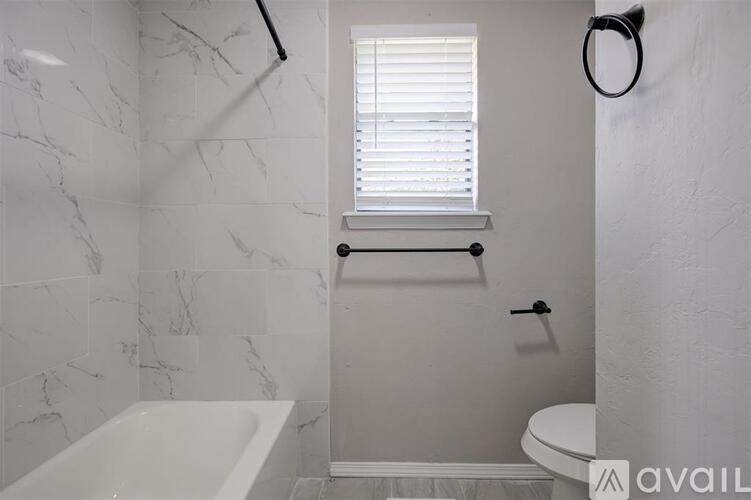 10109 Kay Ridge 4 Beds Single Family Home for Rent - Photo gallery 2
