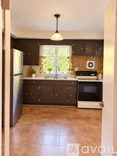 1516 Elmwood Avenue 3 Beds Single Family Home for Rent - Photo gallery 2