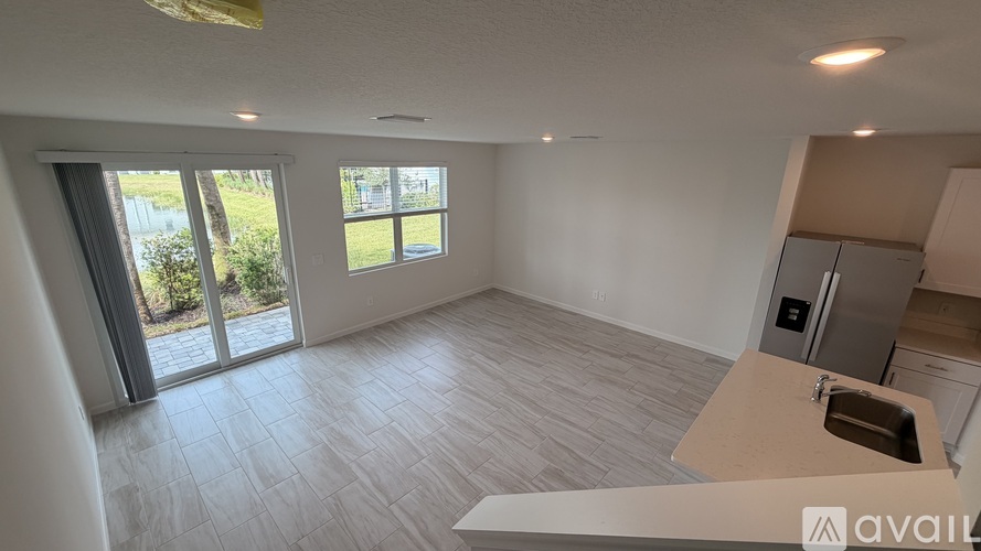 651 Salisbury Circle 3 Beds Single Family Home for Rent - Photo gallery 5