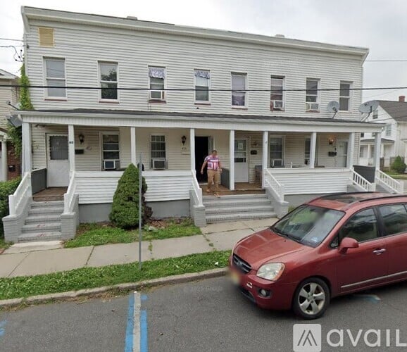 62 Larch St 2 Beds Apartment for Rent - Photo gallery 1