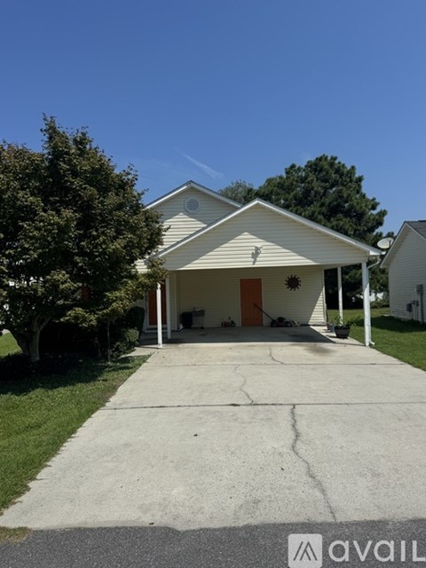 8023 Resin Road 3 Beds Apartment for Rent