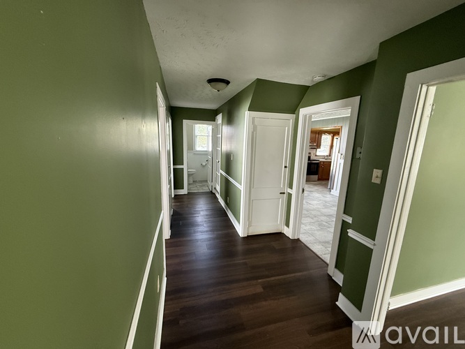 414 South College Street 3 Beds Single Family Home for Rent - Photo gallery 4
