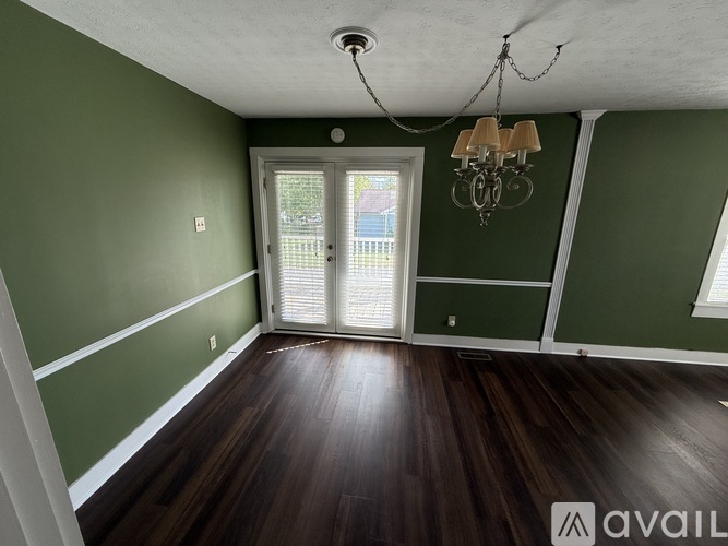414 South College Street 3 Beds Single Family Home for Rent - Photo gallery 5