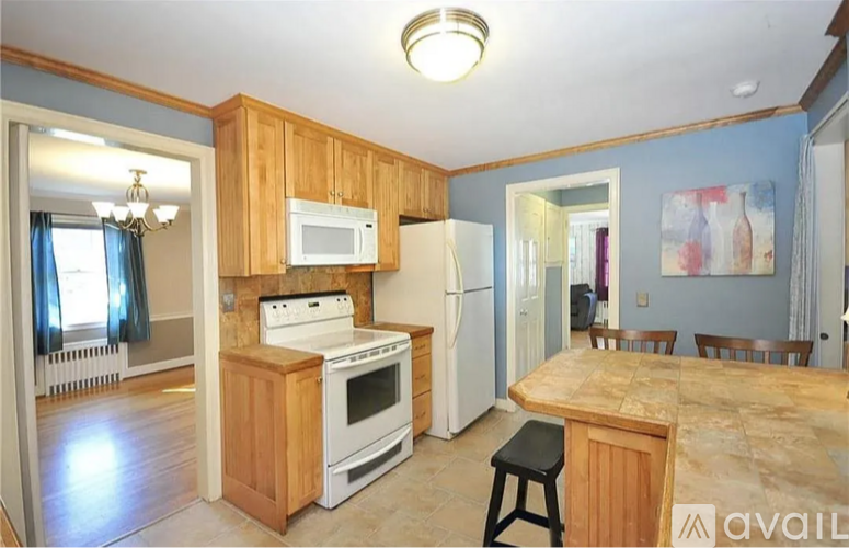 120 Caya Avenue 3 Beds Single Family Home for Rent - Photo gallery 5