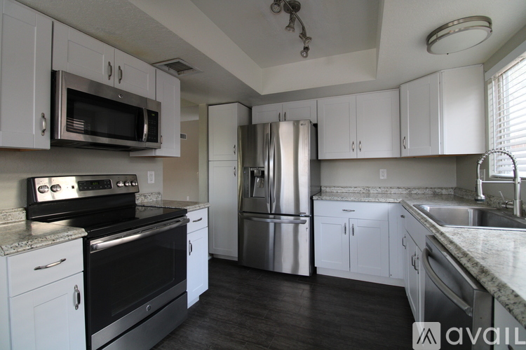 4734 North Laird Way 2 Beds Single Family Home for Rent - Photo gallery 3