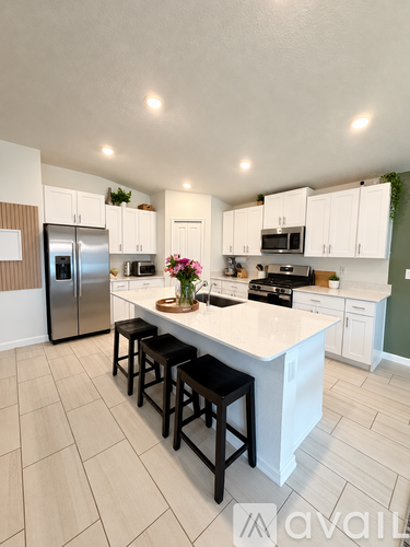 22114 Blazing Star Run 4 Beds Single Family Home for Rent - Photo gallery 3