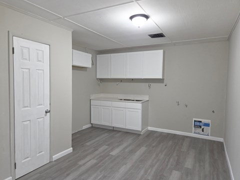 125 Town Homes Dr. 4 Beds Apartment for Rent