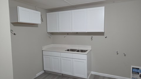 125 Town Homes Dr. 4 Beds Apartment for Rent