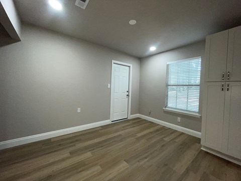 129 Jeff Dr. 3 Beds Apartment for Rent