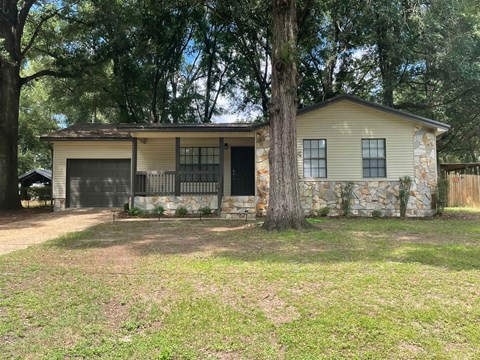 129 Jeff Dr. 3 Beds Apartment for Rent
